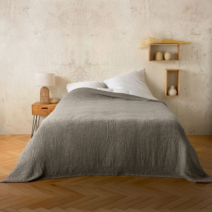 Plaid ou couvre lit 100% coton nid d’abeille Marron glacé 125x150 cm Plaid ou couvre lit 100% coton nid d’abeille Marron glacé 125x150 cm