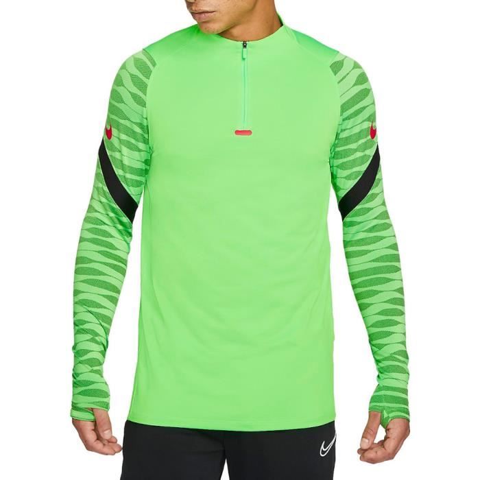 chaussure foot montante