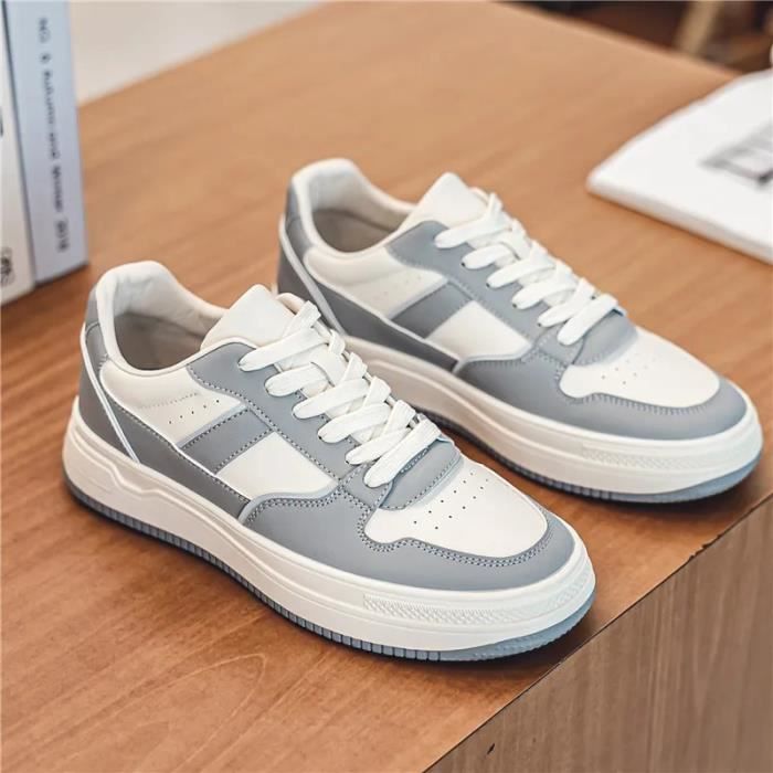 Baskets en cuir blanc pour hommes Baskets décontractées à plateforme  vulcanisée Imperméables Petites chaussures blanches - Main Image