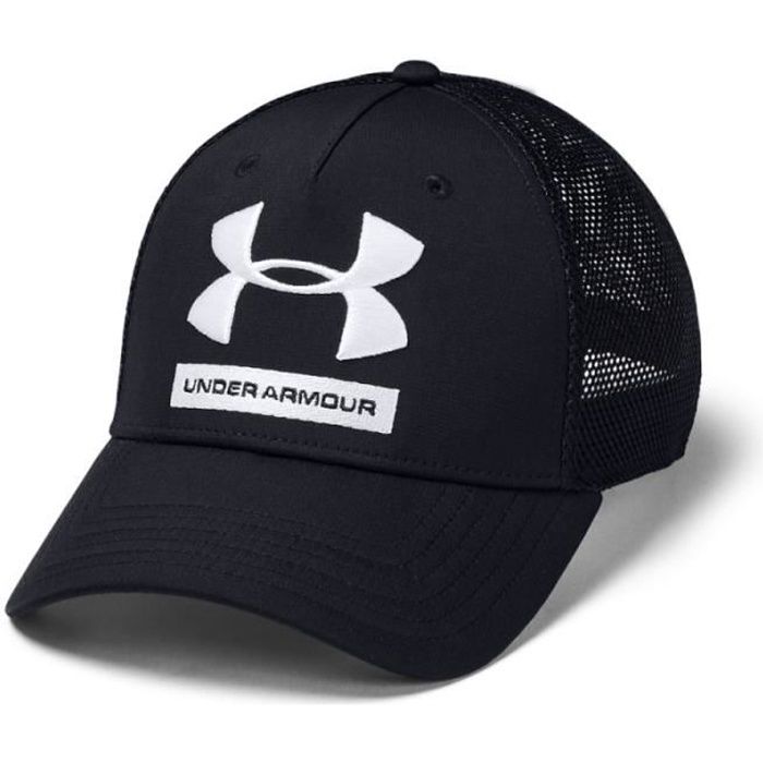 Casquette Under Armour TRUCKER - Réf. 1351417-001. Couleur : Noir. Détails. - Visière incurvée. - Panneaux avant doublés apportant