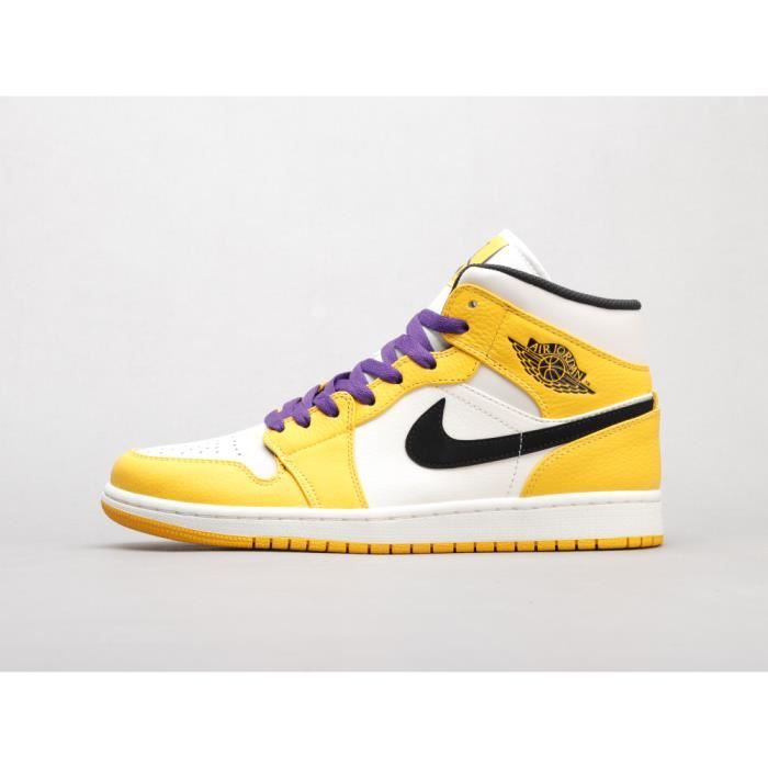 Nike air jordan jaune et noir outlet