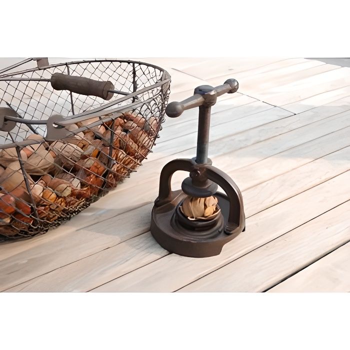 Casse-noix ancien 13x17cm