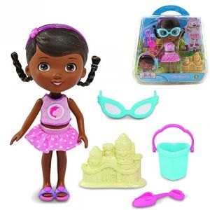 poupee docteur la peluche