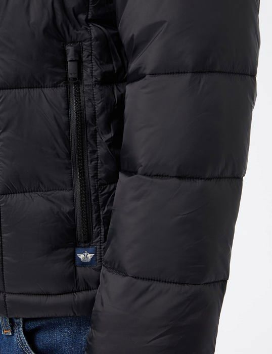 Blouson perfecto bomber Dockers A4096 0002 Lightweight Quilted Jacket Veste matelassee legere en Nylon Homme Bleu marine Cdiscount Pret a Porter