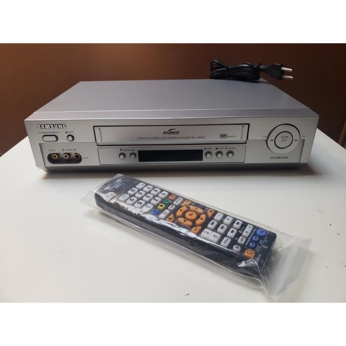 Magnétoscope RCA VR678HF Hi-Fi Stéréo 4 Têtes – Lit Les VHS, état Fonctionnel