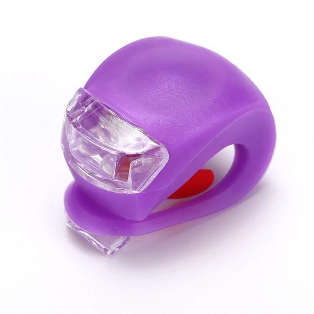 1 Pack de vélo Phare AV arrière LED en Silicone résistant à l'eau Phare Feu arrière Lampe de sécurité vélo avec Batterie intégrée Noir
