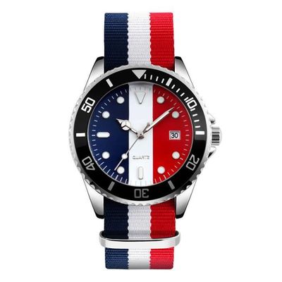 Montre Homme Luxe - Boîtier Plaqué Or Blanc 39mm, Cadran Blanc, Bracelet Acier, Diamants Simulés