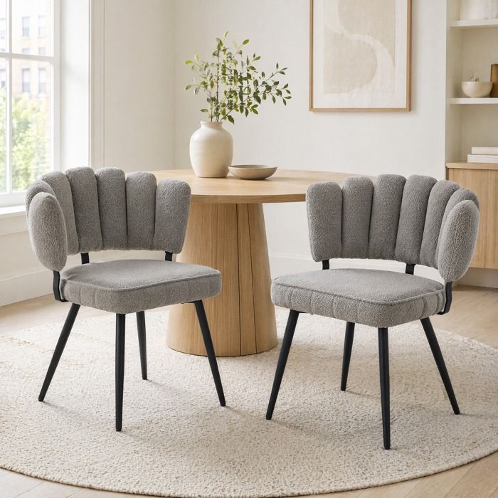 Lot de 2 chaises de salle a manger – velours structure gris clair – pieds metal noir – dossier floral – 80 cm