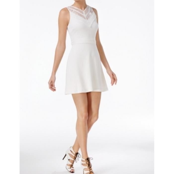 robe guess blanche