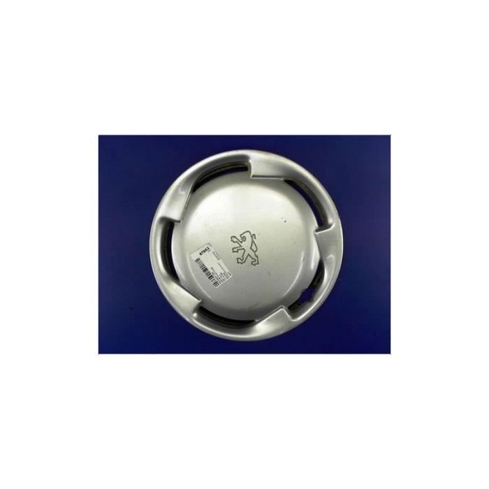 PIECES AUTO D'OCCASION - - ENJOLIVEUR DE JANTES - ROUE PEUGEOT 205 87-98 - 10-880049