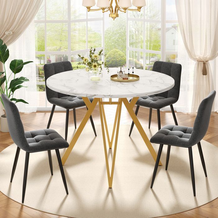 Table et 4 chaises salle a manger 5 pièces comprenant une table et des chaises une table à rallonges avec des chaises