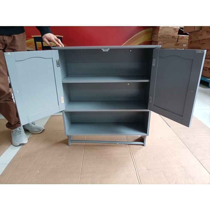 Armoire murale de salle de bain 568 x 19 x 70 cm en MDF gris clair 2 portes étagère ouverte et porte-serviettes