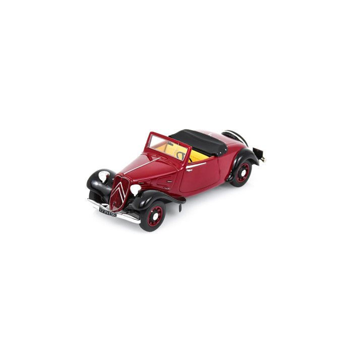 Bburago – Citroën Traction 15 CV 1/24 – Modèle Miniature Métal – Assortiment De Couleurs – Dès 3 Ans