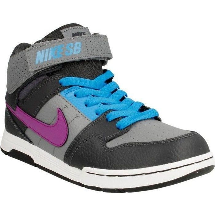 nike mogan