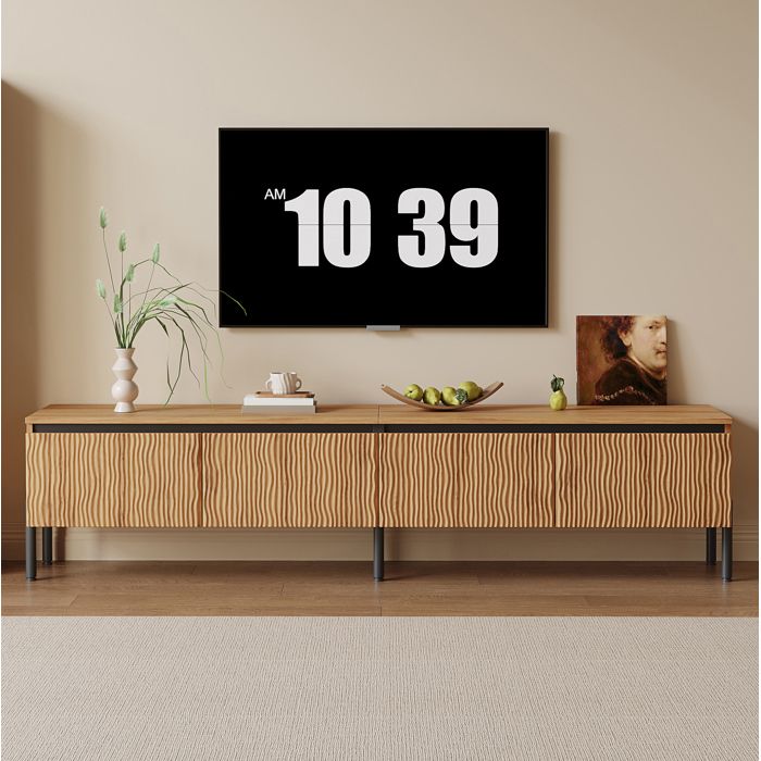 Meuble TV EVRYAE 180 cm 4 portes à relief ondulé rangement fermé passages de câbles pieds métal naturel