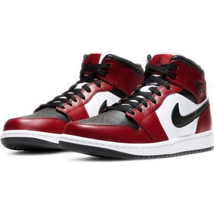 chaussure foot taille 25 jordan