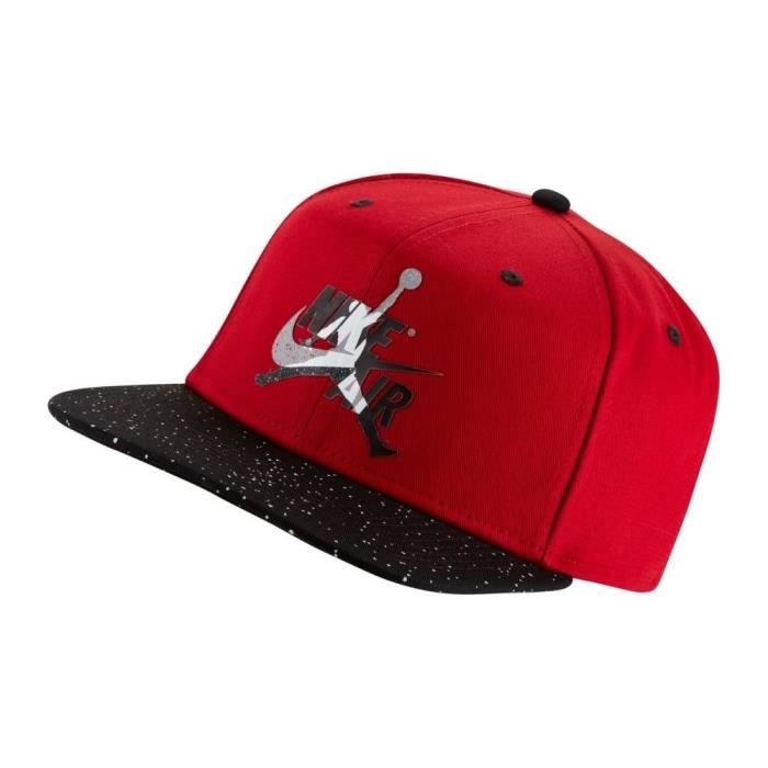 bonnet nike rouge jordan