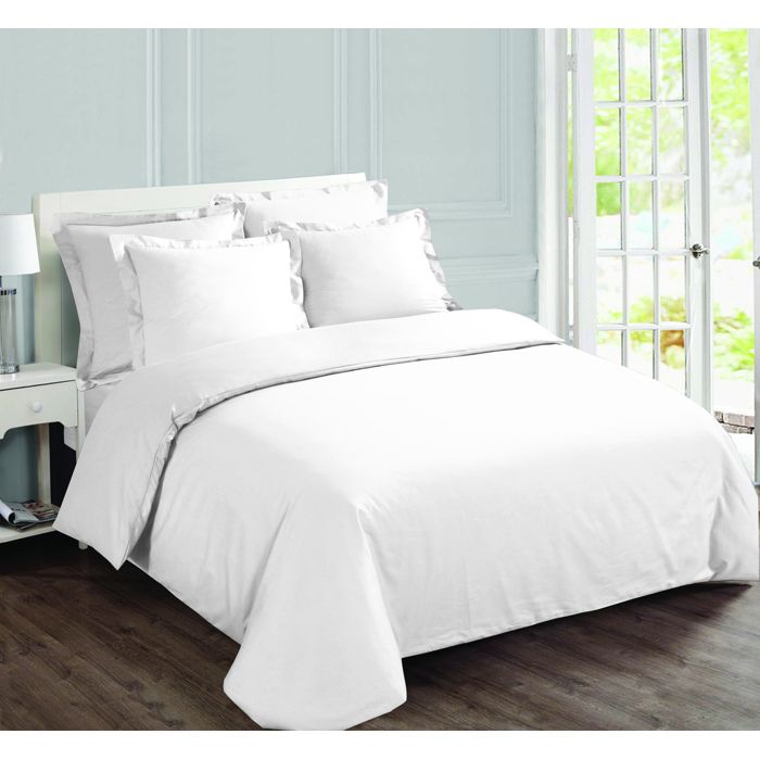 VISION - Housse de couette unie 240x220cm avec 2 taies 65x65cm - Blanc - 100% coton