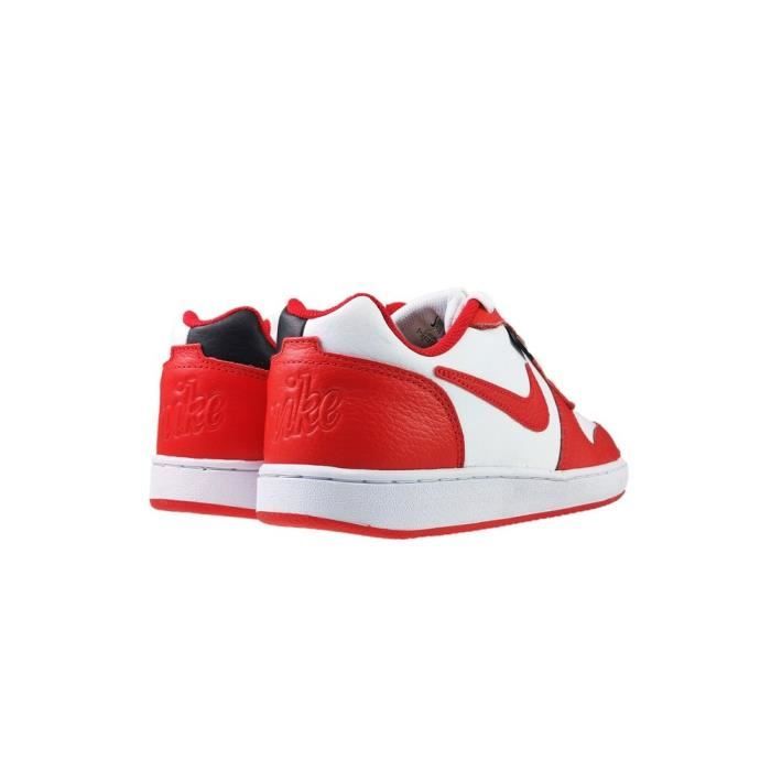 Nike ebernon premium top