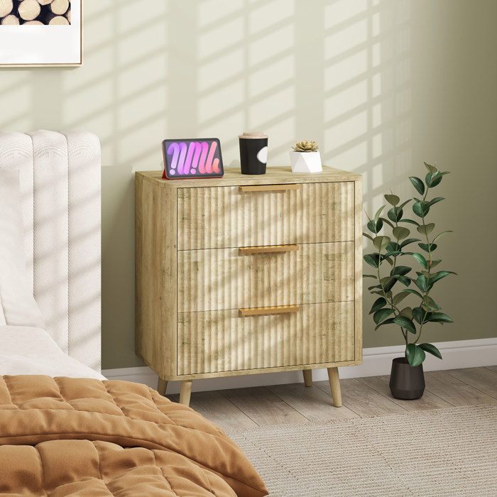 Commode 3 tiroirs avec poignées et pieds de pin,bois effet cannelé,pour