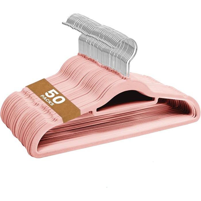 Cinquante cintres velours rose pâle antidérapants