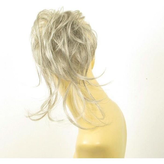 Featured image of post Postiche Chignon Cheveux Gris C est un accessoire fantastique pour les femmes qui veulent un peu pour les femmes poss dant des cheveux courts mais galement pour les femmes aux cheveux longs