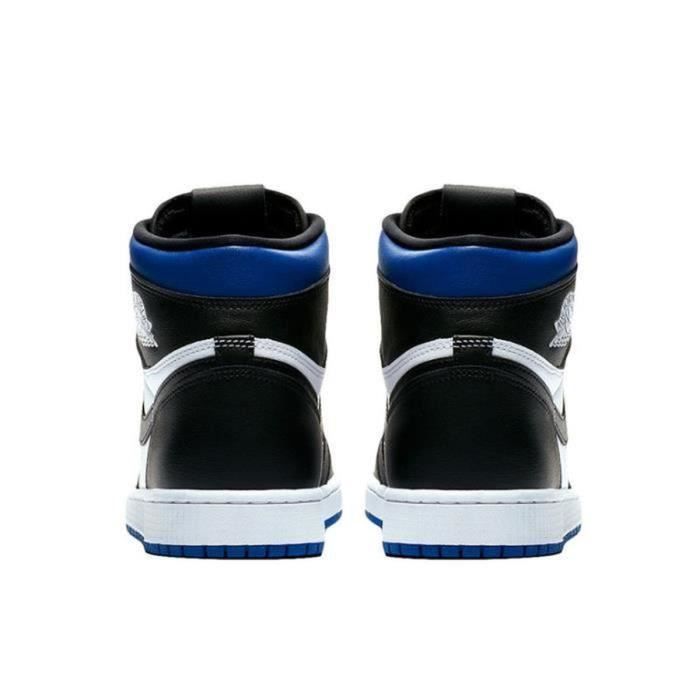 Aj unc top