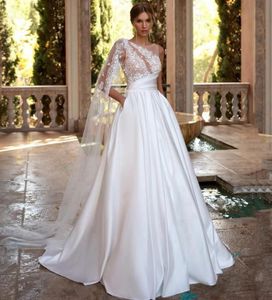 Robe de mariee en plume Cdiscount