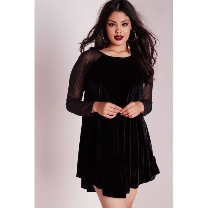 robe cache coeur paillette