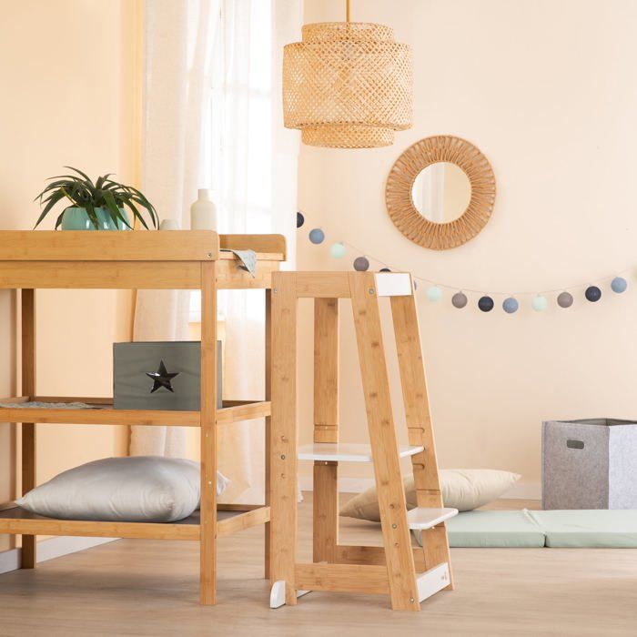 Tour d'apprentissage Montessori réglable avec filets de protection