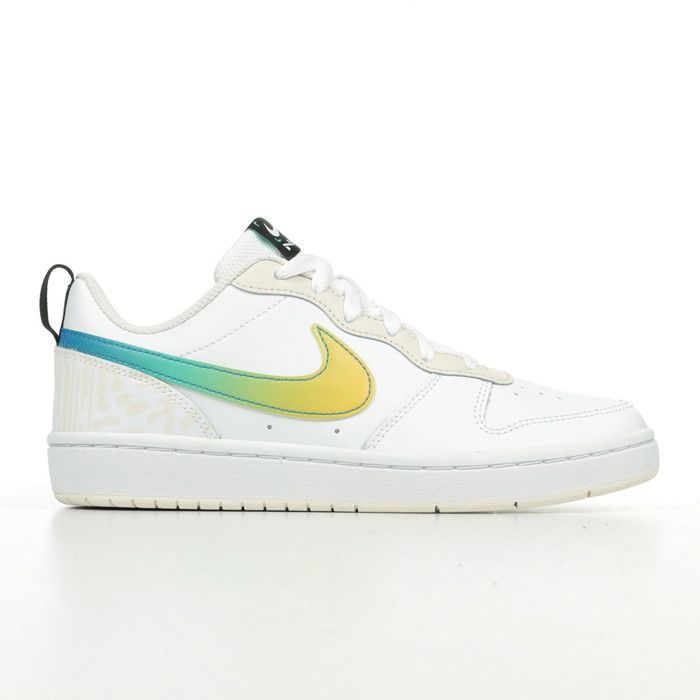 59 Nike Court Borough Low 2 Se Gs Baskets unisexe