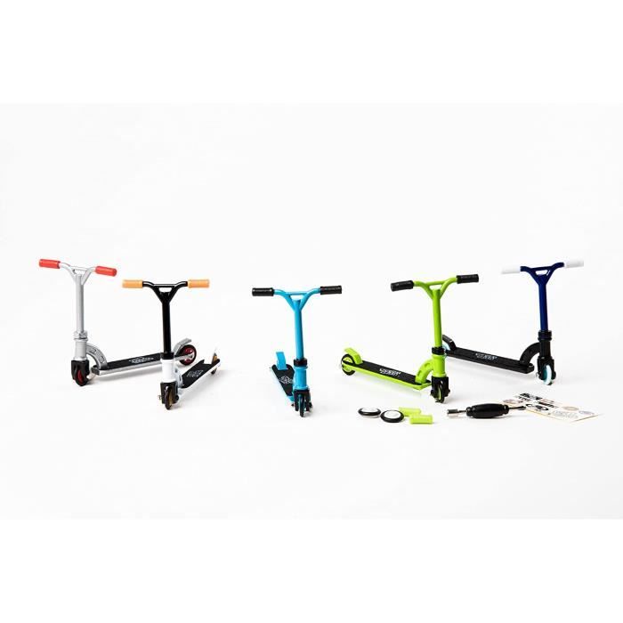 BFZOO Black Finger Trottinette Mini Deux Roues Doigts Sport Skateboard Pliable Simulation Noël avec Roues Amovibles Entraînement Pédagogique