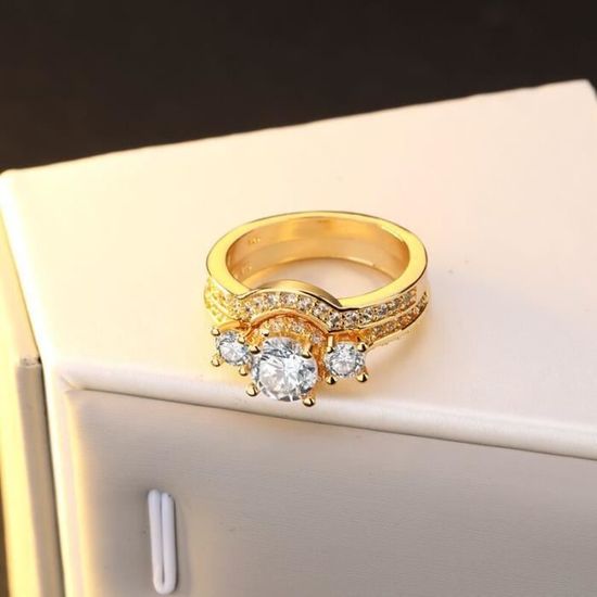 Bague De Mariage En Forme De Cœur Remplie D'or Jaune Avec Cristal Blanc - Neuve Avec étiquettes