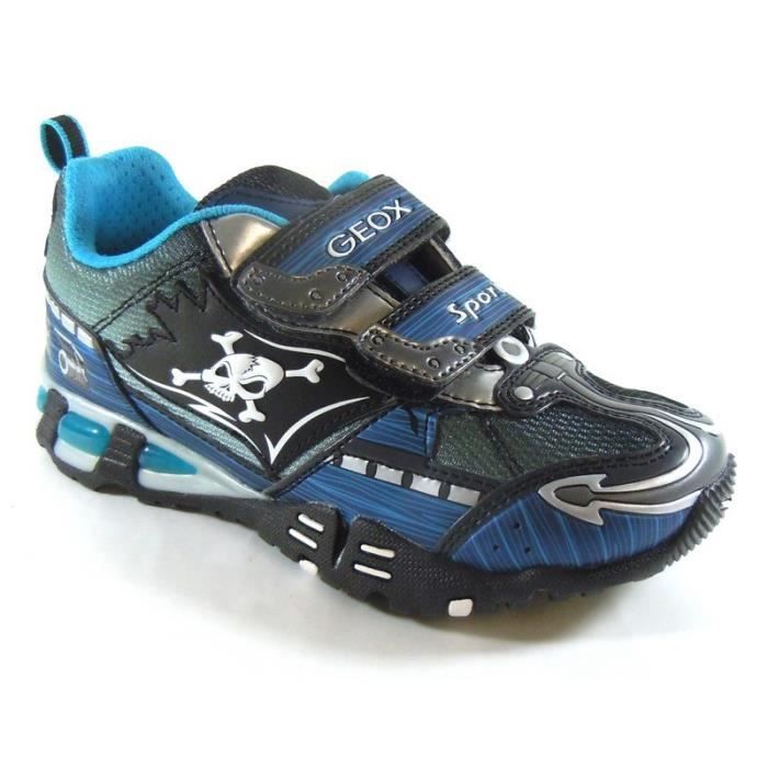 basket garcon bleu