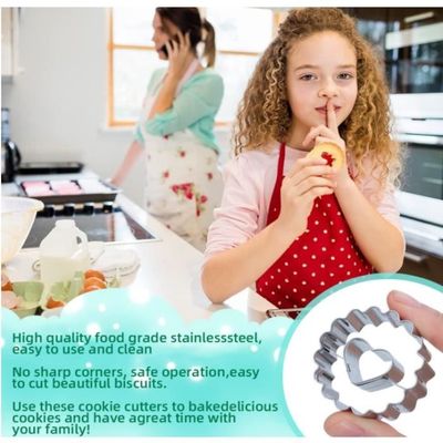 Lot De 10 Emporte-pièces Noël En Plastique - Formes Sapin, Bonhomme De Neige, étoile... Pour Biscuits, Fondant