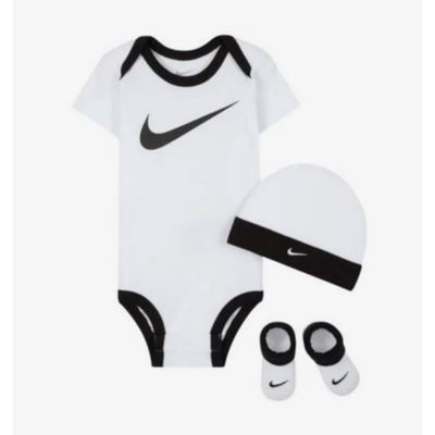 Ensemble vêtement 3 pièces Nike Bébé Body Bonnet et Chaussons Orange -  Garçon - Naissance à 6 mois orange - Cdiscount Sport