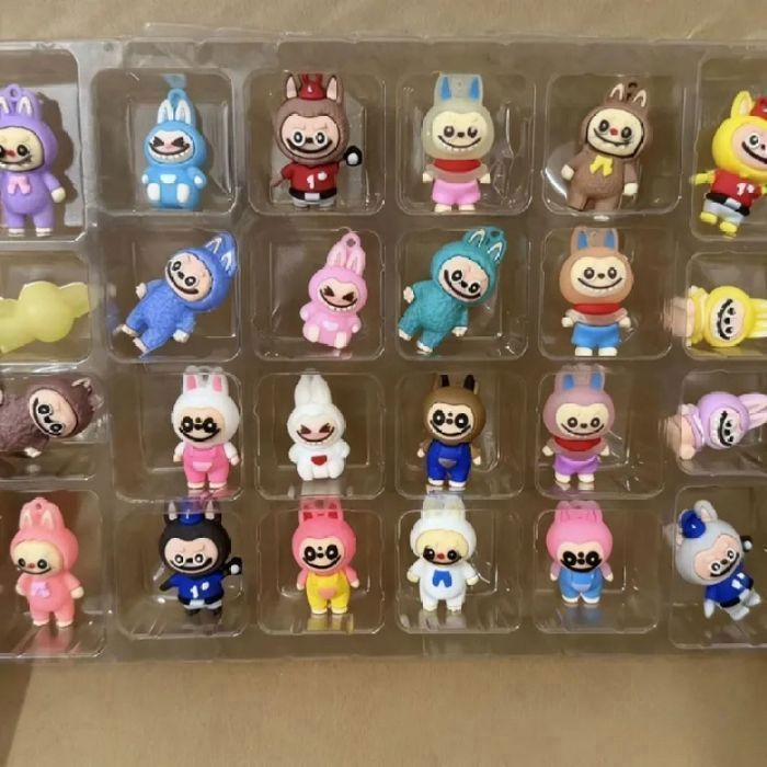 Calendrier De L'Avent Axolotl Wonderland 2025 - 24 Mini Figurines 2D - Décoration Noël Pour Sapin Ou Mur