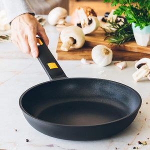Set De Cuisine Magefesa Orbe 8 Pièces - Induction, Antiadhésif, Sans PFOA, Design Moderne
