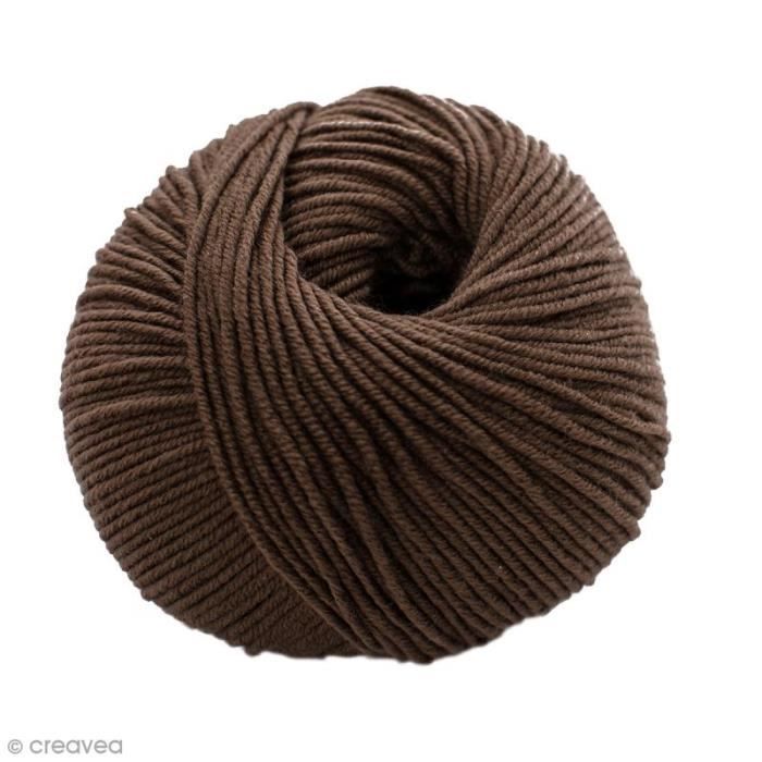 Laine DMC - Woolly Merinos - 50 g Laine DMC Woolly Merinos de DMC :Coloris: 113 (Marron foncé)Matière : 100% laine Poids : 50 g