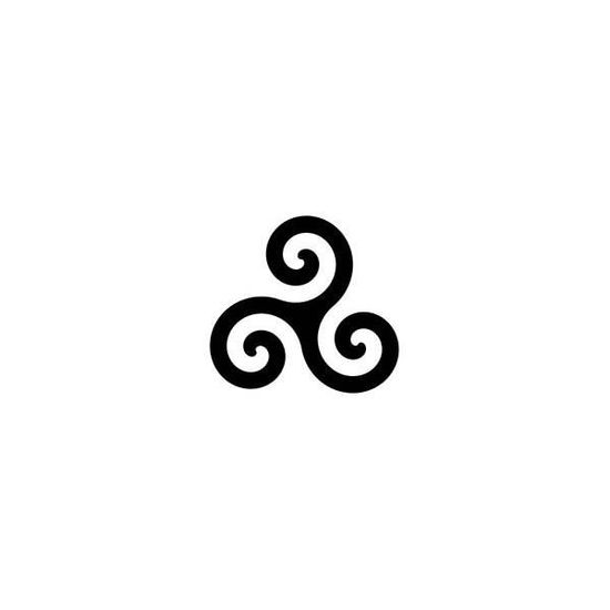 Autocollant Triskell Bretagne Noir 4 Cm - Sticker Symbole Celtique Pour Voiture, Casque, Ordinateur