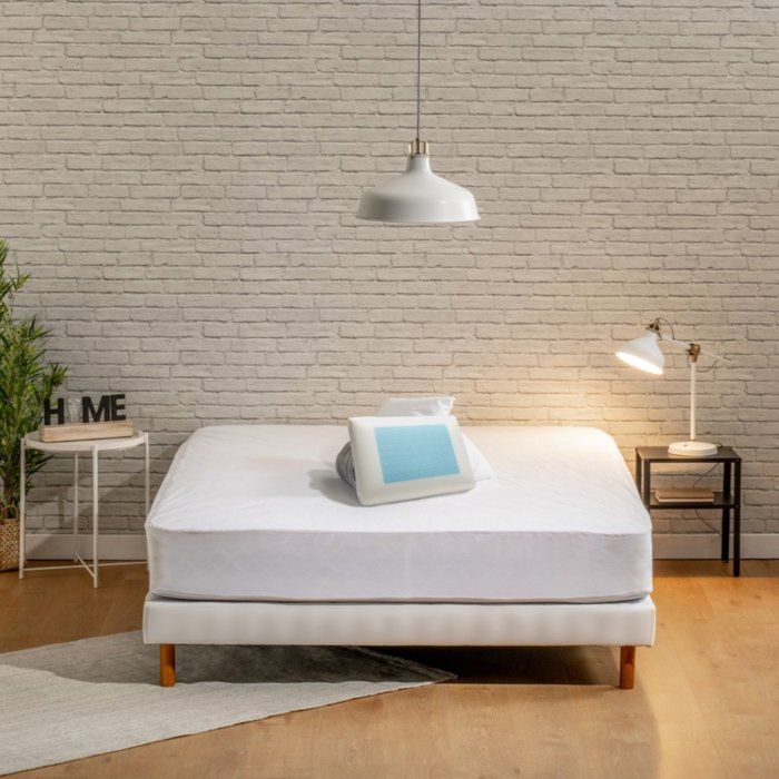 BLEU CALIN Protège matelas 140x190cm - Le lavable à 95° - Forme drap housse bonnet 25cm