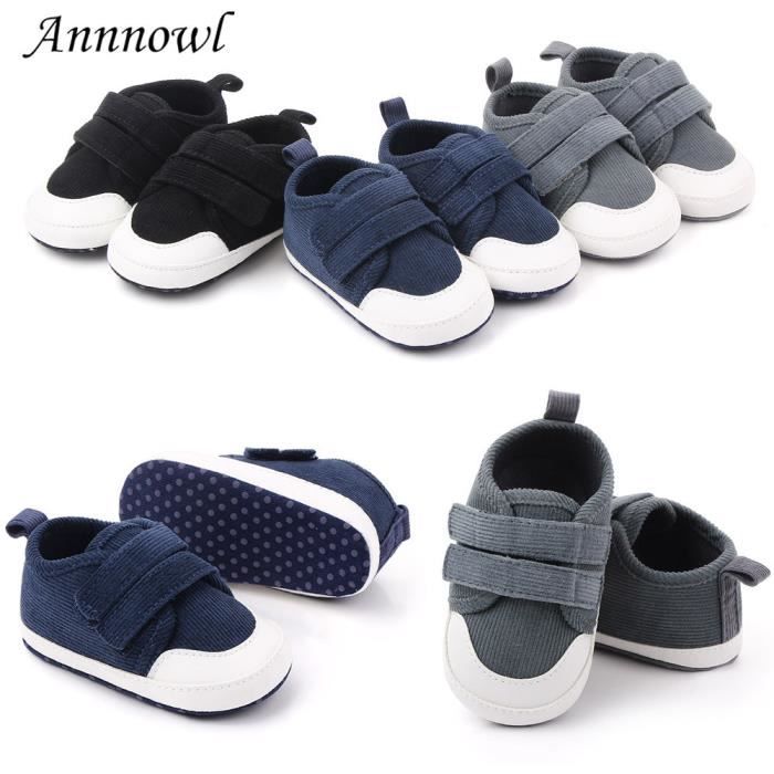 Chaussure nouveau né garçon sale