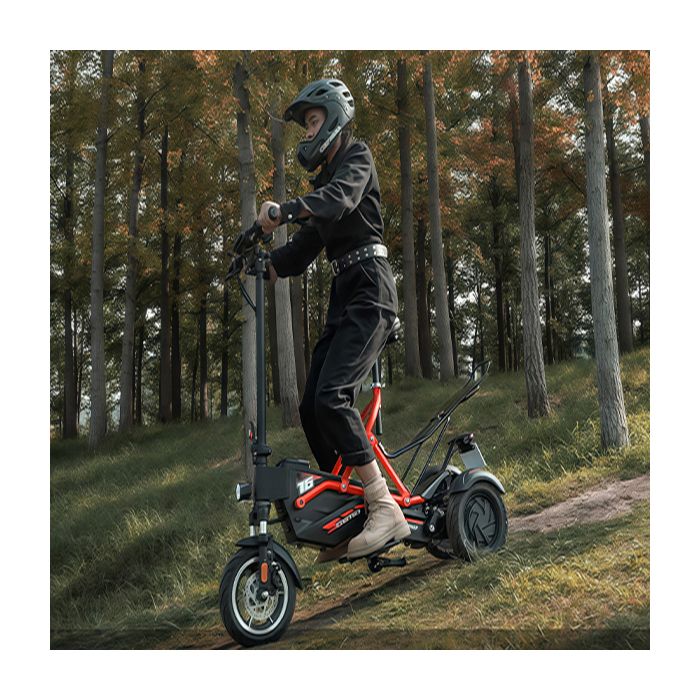 Le Scooter Tricycle lectrique Est quip De Deux Moteurs De 500 W D le-scooter-tricycle-lectrique-est-quip-de-deux-moteurs-de-500-w-d