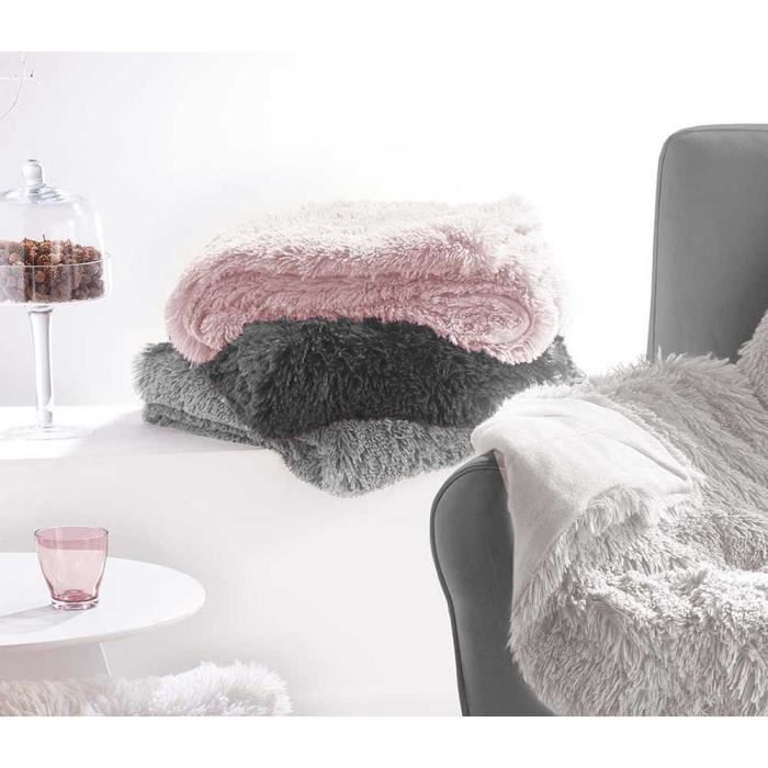Plaid A Poils Longs En Imitation Fourrure Rose 125 X 150 Cm Achat Vente Couverture Plaid Prolongation Soldes Cdiscount