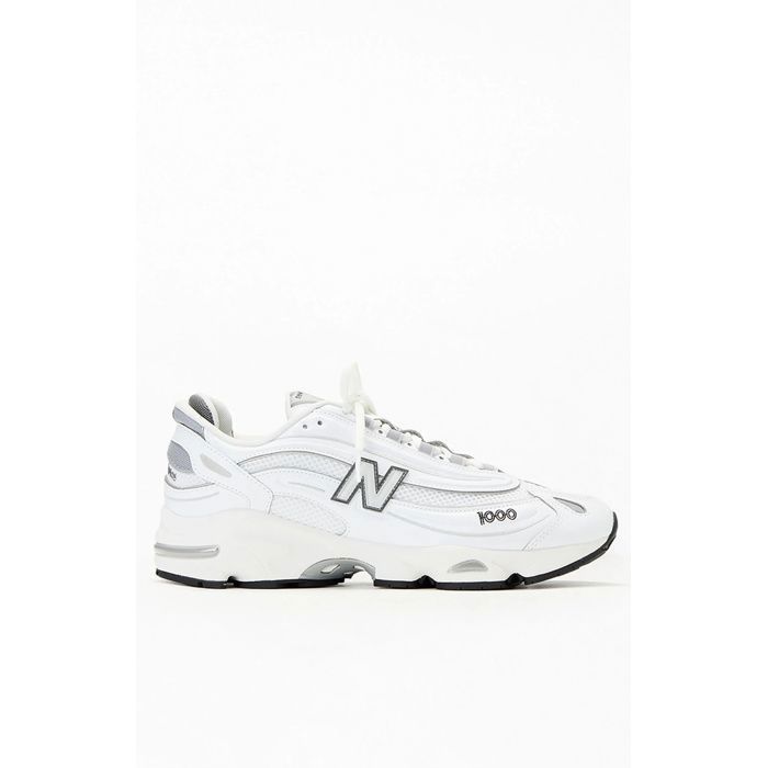 Baskets unisexes New Balance 1000 coloris blanc gris et noir M1000D