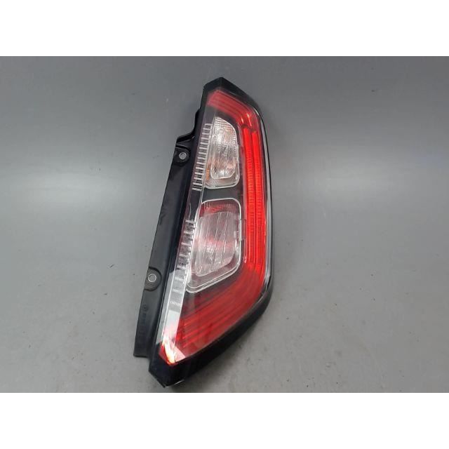 PIECES AUTO D'OCCASION - 51927094 - FEUX - PHARES - FEUX - PHARE S - FEUX - FEU ARRIERE DROIT FIAT GRANDE PUNTO II - D1-555338