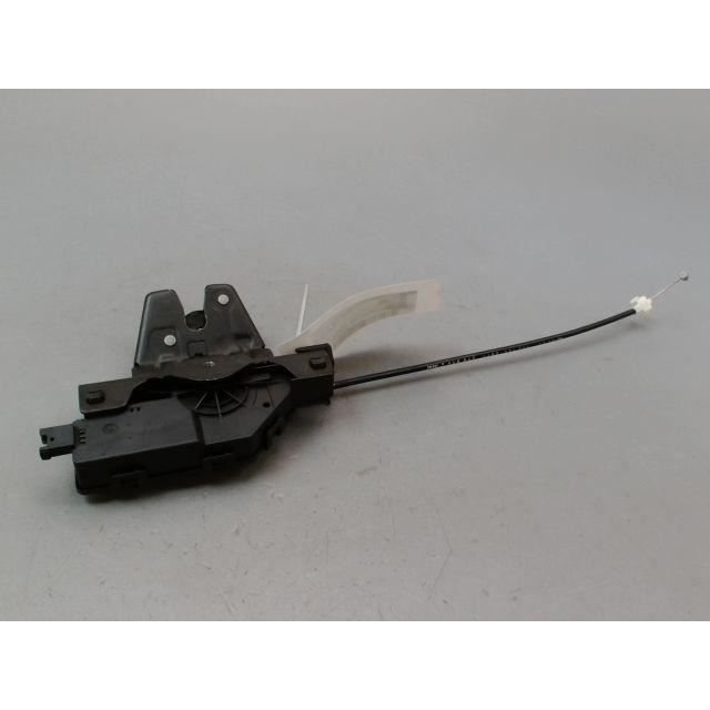 Serrure Coffre Arrière Verrouillable Pour Sharan 2011-2016 - Référence 7P0827505G