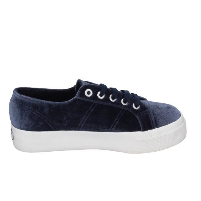 Superga velours sale