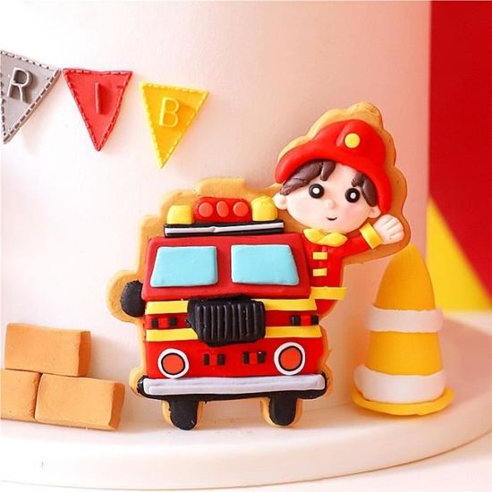 Pistolet A Eau Pompier Decoration Joyeux Anniversaire Pompier Gateau Topper Pour La Journee De Modele Fireman Set Hydgzsc Achat Vente Figurine Decor Gateau Cdiscount