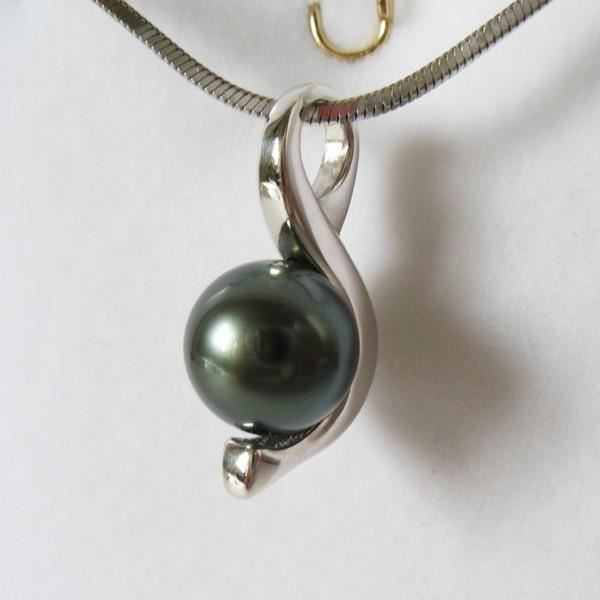 Make a PEARL BLOSSOM Chrstmas Holday Ornament Kt Wth Satn - Etsy